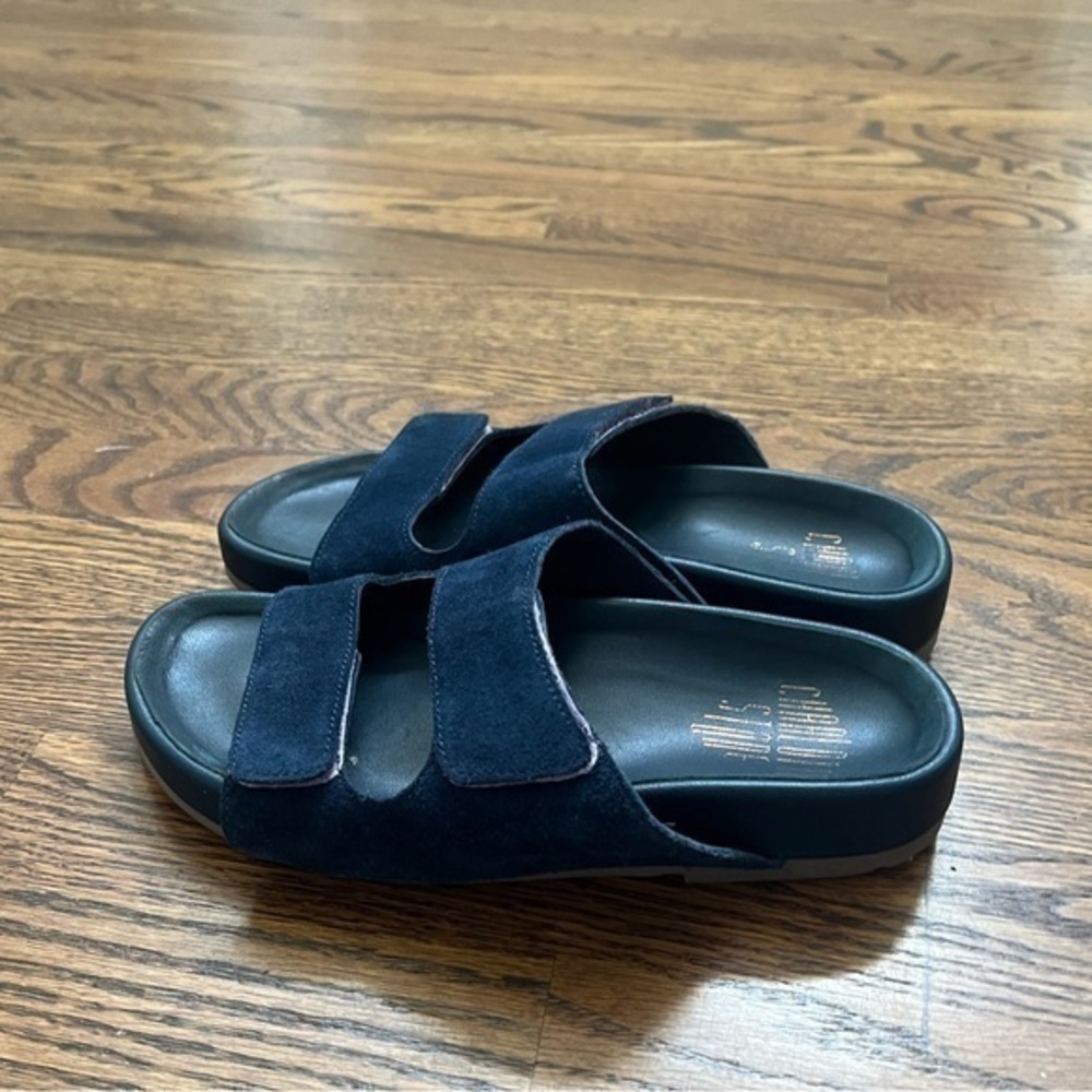 Charlotte Stone Lewie Navy Blue Suede Velcro Slip On Slides Sandals Size 5 - Picture 10 of 11